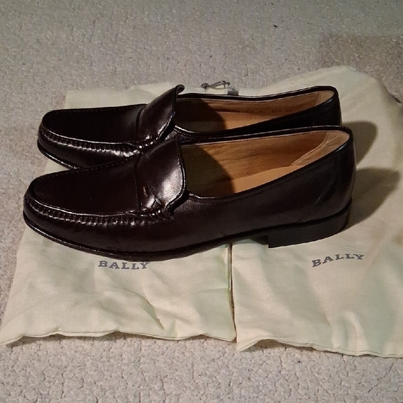 New Bally Made In Switzerland Men\'s Rich Brown Leather Slip-Ons Barnes